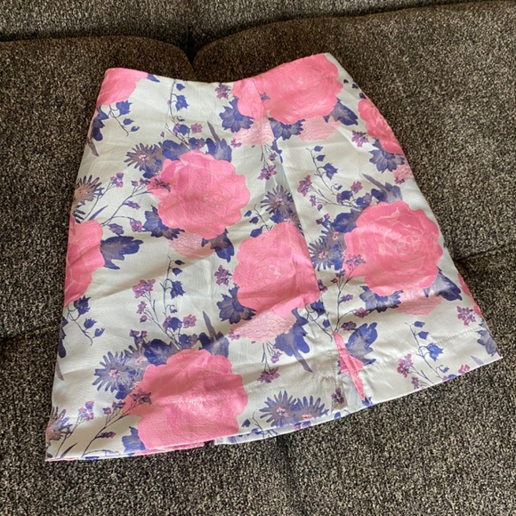 Dolls kill floral high waisted mini skirt - Picture 3 of 3